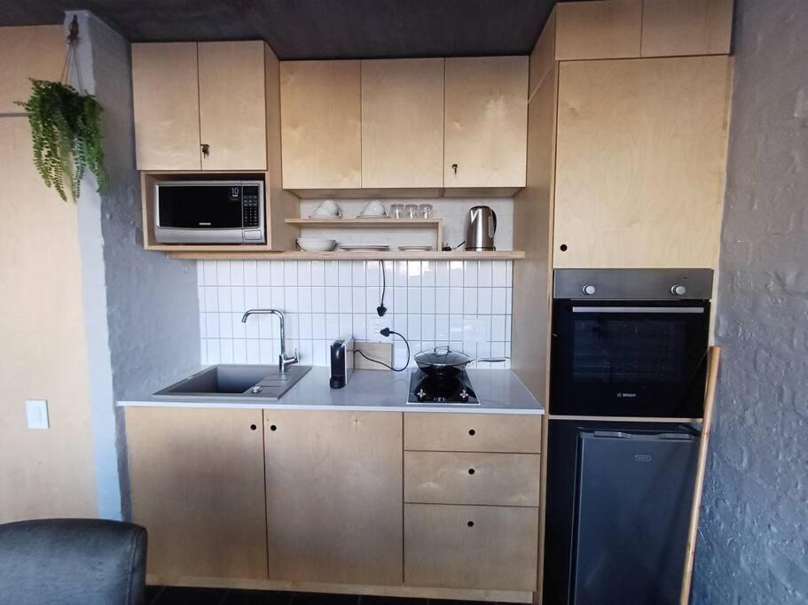 Queens Beach Studio Halaal Cape Town Exterior photo